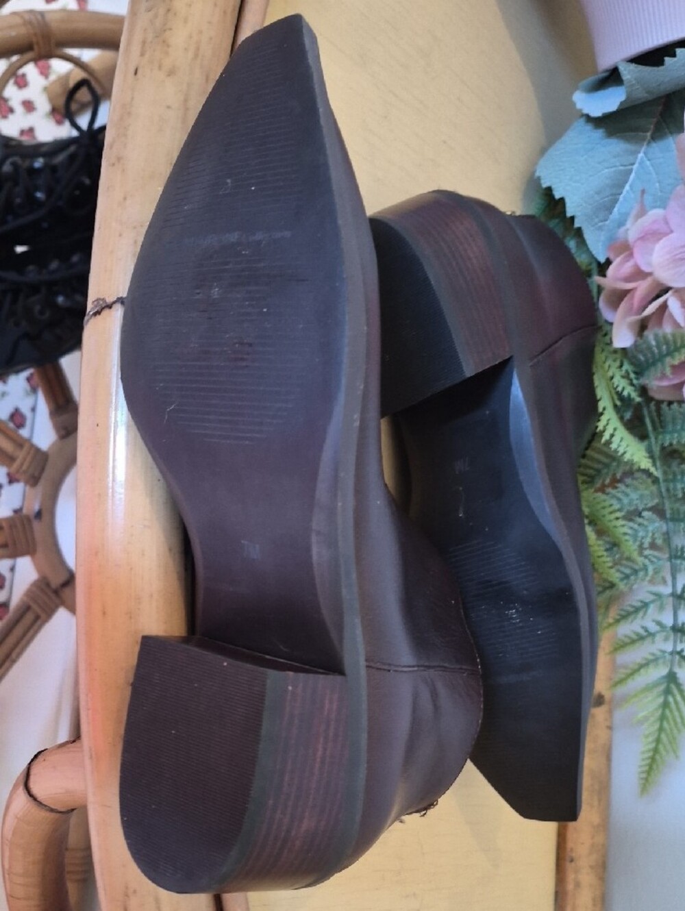 The Wishbone Collection Women's Dark Brown Leather Ankle Boots with Stud Trim - Picture 3 of 4